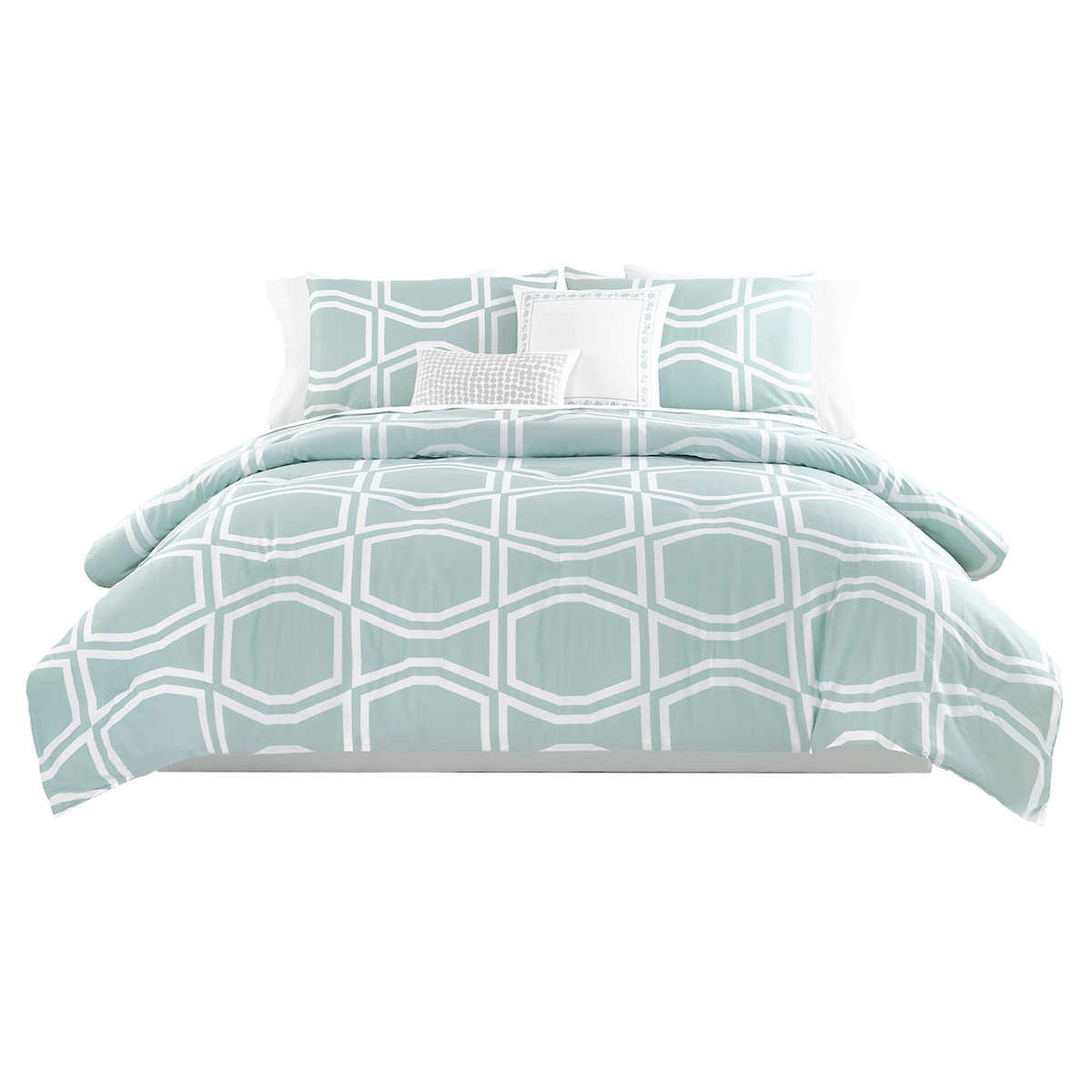 Kate Spade New York Reversible Quilt Set