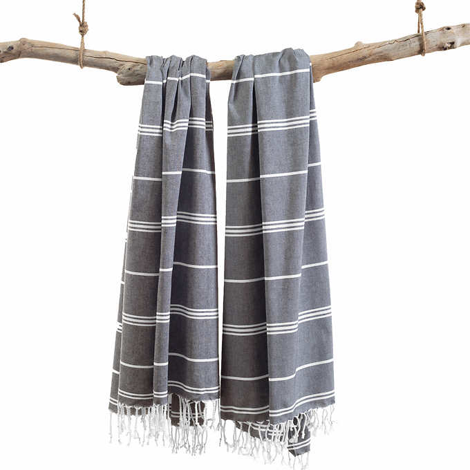 Tartan and Traditions Set of 2 Dish Towels with Decorative Tassels