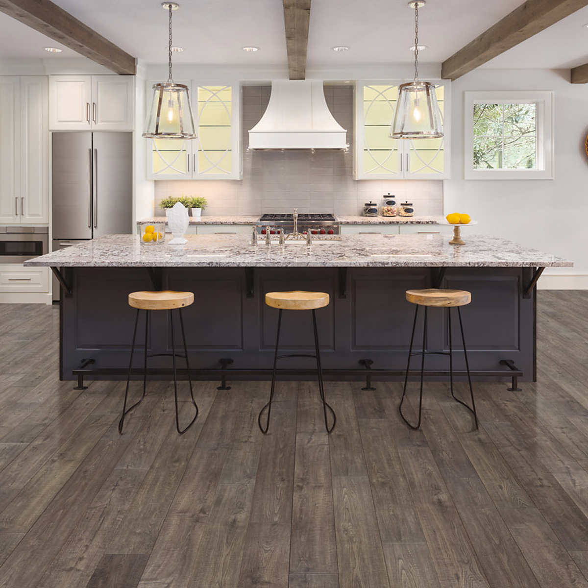 Mohawk® Perfectseal Solutions 10 Station Oak Mix Laminate Flooring ...