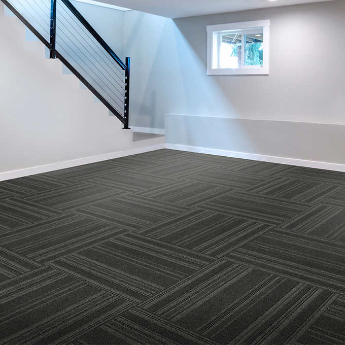 Rubber-Cal Diamond-Plate Rubber Black Indoor/Outdoor Stair Tread Rug in the  Rugs department at