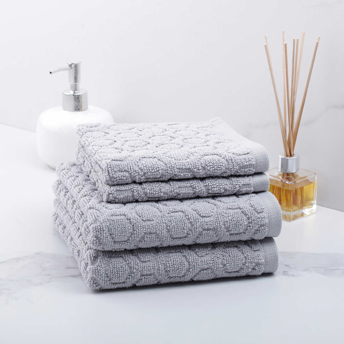 YMMV: A Couple Towel SKU's Currently On Deep Clearance Online : r/Costco