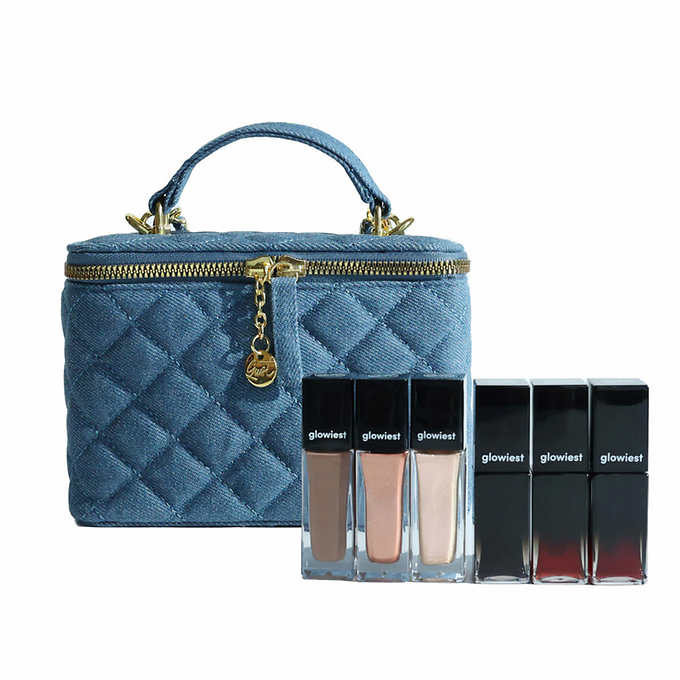 Lot - Chanel Pink Rose Caviar Leather Makeup Bag