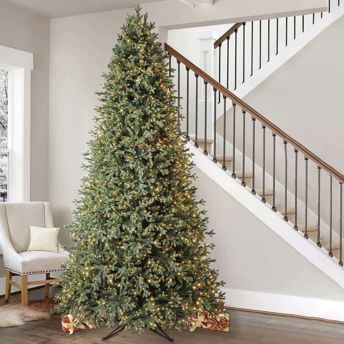 Home Accents Christmas Tree 9ft Dunland Balsam Fir LED Pre-lit  Tree-New-Pick Up