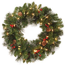 20'' Crestwood Wreath with Lights
