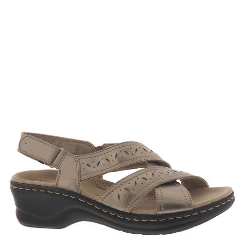 Clarks Lexi Pearl (Women's) | FREE Shipping at ShoeMall.com