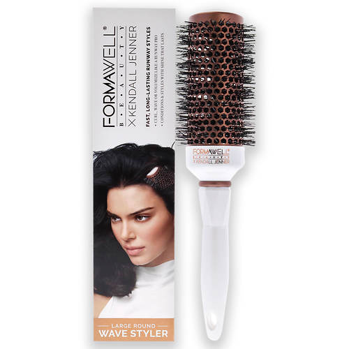 Beauty X Kendall Jenner Large Round Brush  