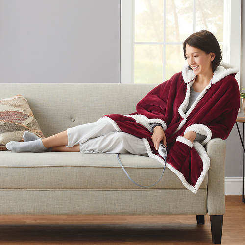 Westinghouse Heated Sherpa-to-Flannel Wrap Throw