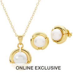 Jilco Pearl Earring and Necklace Set